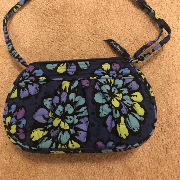 NWOT Vera Bradley shoulder purse - Picture 1 of 1